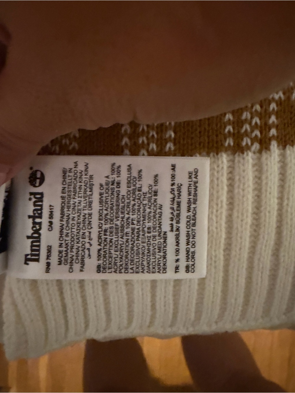 Timberland Plaid Knit Scarf Tan White Neutral OS NWOT - Picture 5 of 11